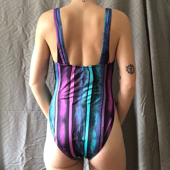 VINTAGE 80s HIGH CUT ONESIE SWIMSUIT - Picture 5 of 5